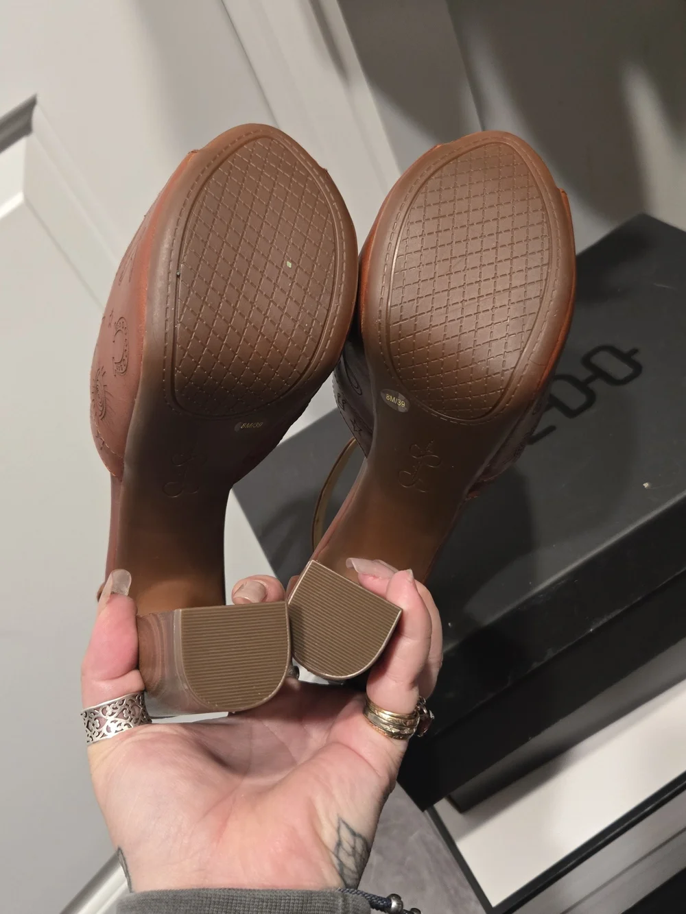 Jessica Simpson sophisticated brown
